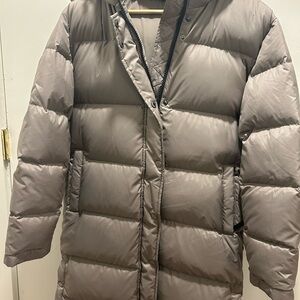 Quince Women's Taupe Puffer Jacket